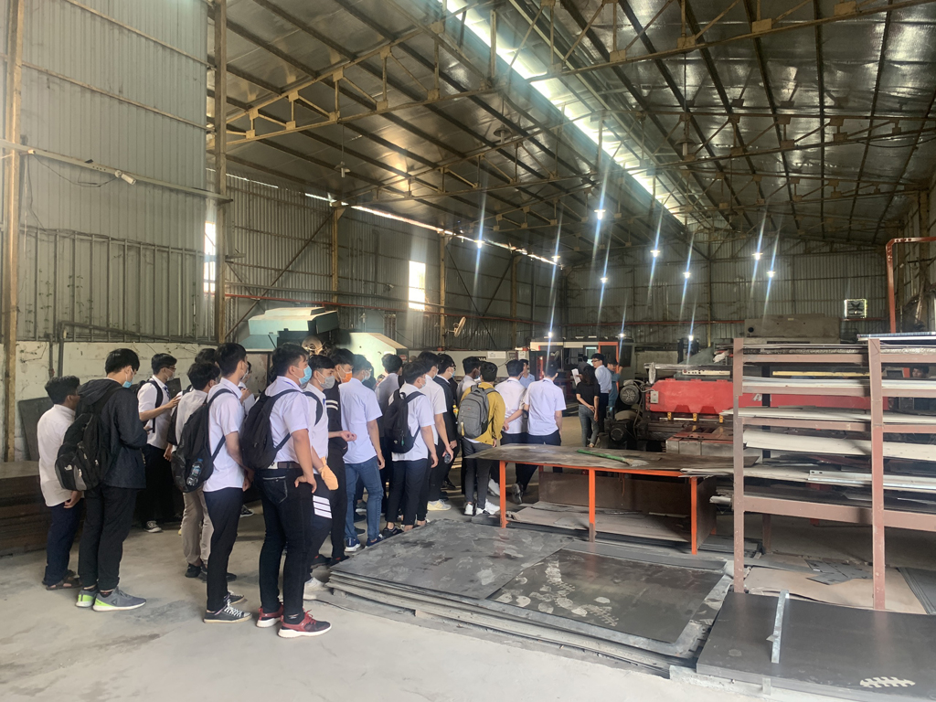 THÔNG BÁO_Danh sách sinh viên tham quan CTy JINYU vs SALUN