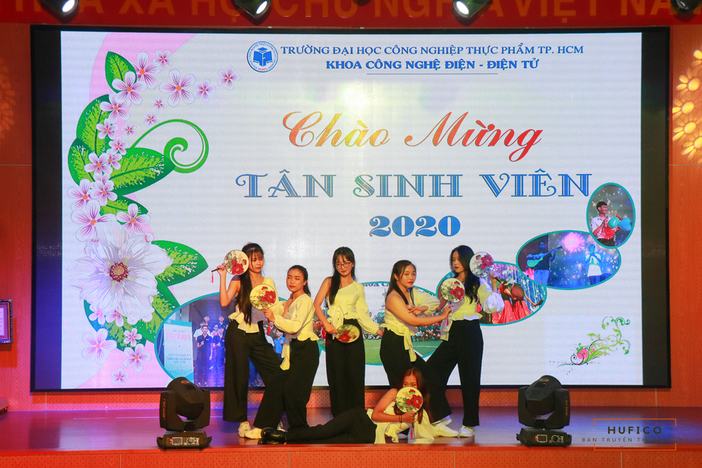 CHÀO TÂN SINH VIÊN 2020