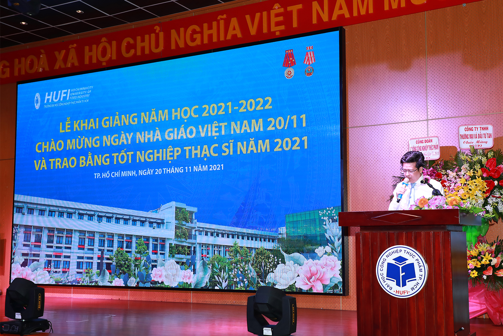 Trường ĐH Công nghiệp Thực phẩm TP.HCM khai giảng năm học mới 2021-2022